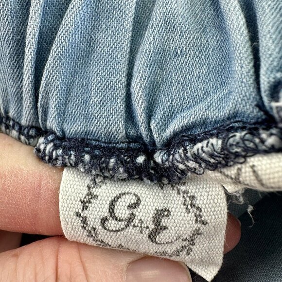 Grace & Emma Dolphin Hem Shorts Women's Size XL Chambray Blue Ruffle Pull On - Picture 6 of 12